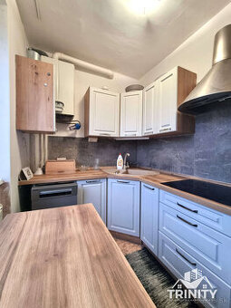 Na prenájom 3-izbový byt v meste Nové Zámky - 1