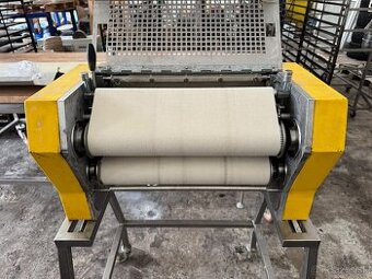 ROHLÍKOVAČ UNIVERZUM R1