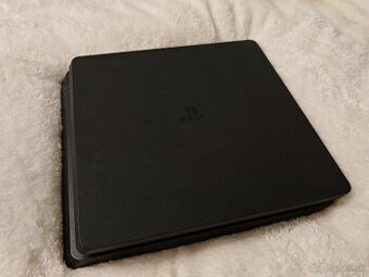 SAMOTNÁ PLAYSTATION 4 SLIM +Witcher 3