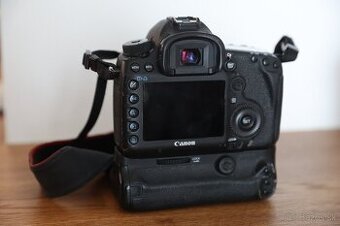 Canon EOS 5D Mark III