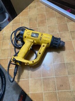 Predám teplovzdušnú pištoľ DeWALT