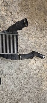 Chladič audi a6c6 2.0tdi
