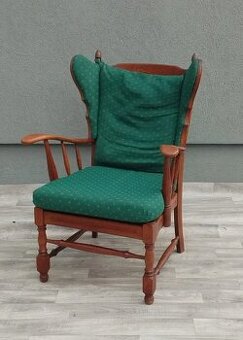 Kreslo s vysokým operadlom dánske.