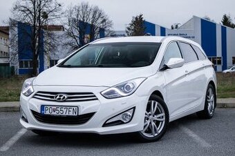 Hyundai i40 CW 1.7 CRDi, 100 kW (2015)