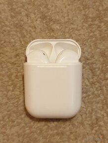 Apple AirPods 1 - 1