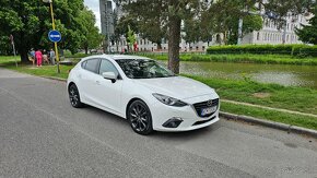 Mazda 3 , 69860km, 2017, benzin 2.0, takumi, koža alcantara