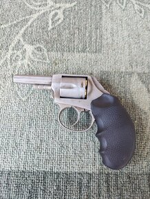 revolver harington richardson hammerless 32SW