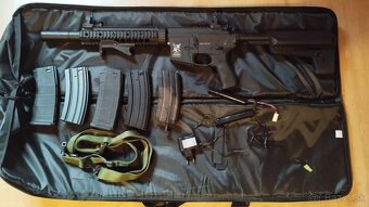 Airsoft zbraň AR15 SilentOps 9” BRAVO Čierna + výbava