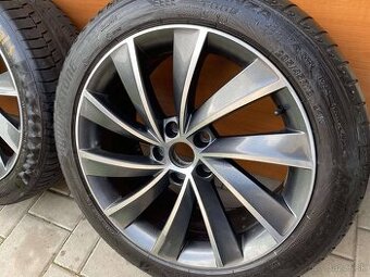 PEGASUS skoda Octavia L&K 5x112 8x18 ET 44 VW Seat 235 45