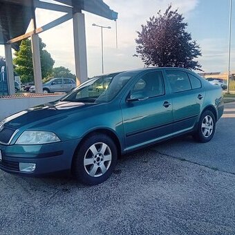 Škoda octavia 2 1.6i benzín +lpg