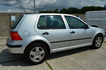 VOLKSWAGEN GOLF IV 1,9SDI 50kW klíma 211885km
