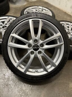 Zimná sada 5x114,3 R18 , 225/40/18 KIA Ceed , Huyndai Mazda