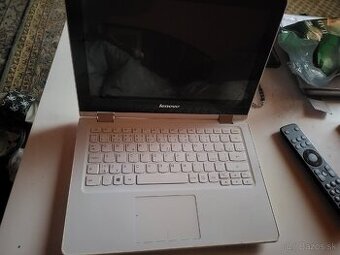 Predám dotykový notebook 2v1, LENOVO YOGA 300