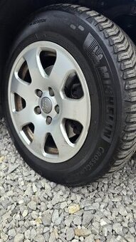 4 originálne disky s pneumatikami Michelin,