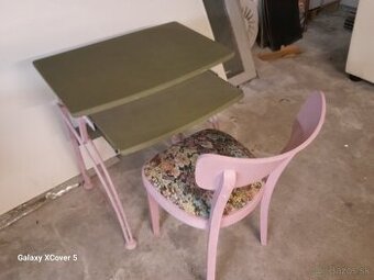 Písací stolík so stoličkou. - 1