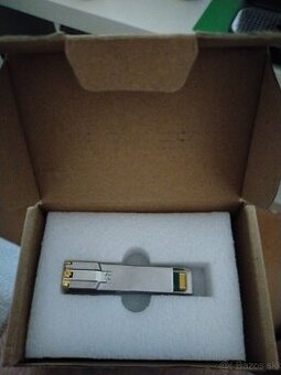 Switch komponent na 10 GB prenos