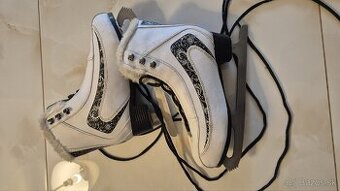 Dámske korčule na ľad 38/39