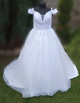 svadobné šaty 40 /nové/