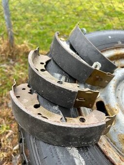 Brzové čeluste Škoda 120 105 130