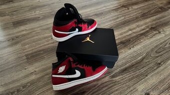 Nike Obuv Air Jordan 1 Mid - veľkosť 42