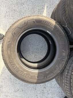 Bridgestone Duravis R660 - 225/65 r16C