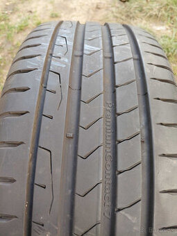 1ks letna Continental 235/45R18
