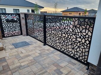 Vyrezávané vypalované dielce na plot, zábradlie, bránu