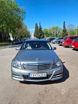 Mercedes C200 Cdi (OM651)