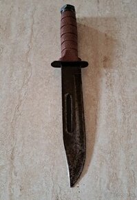 Starý armádny nôž