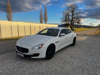 Maserati Quattroporte SQ4 411PS