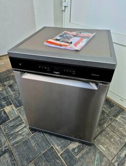 Umývačka riadu Whirlpool WFO 3T133 PF X nerez, funkčná