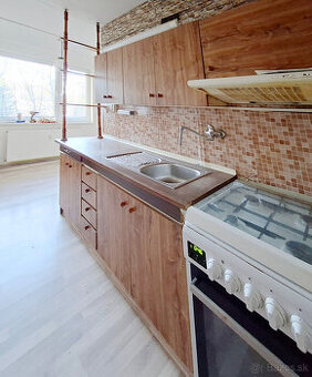 3.izbový byt bez balkóna Volgogradská 69m2, sídlisko III.