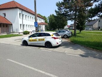 Prijmeme brigádne alebo na TPP vodiča taxislužby