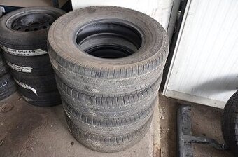 Zimné pneumatiky 225/75 R16C