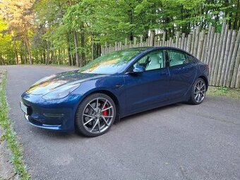 Tesla Model 3 Performance 82kWh AWD 377kw facelift odp. DPH