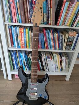Elektrická gitara Yamaha eg112
