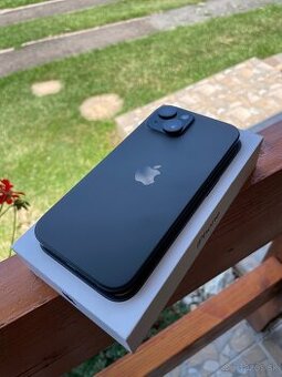 iPhone 15 | TOP STAV