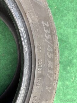 Predam 235/45/17