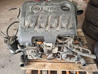 Kompletný motor 2.0TDI 103kw CR CFHC škoda VW seat audi