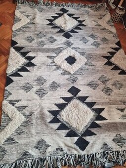 IKEA - Tannisby koberec