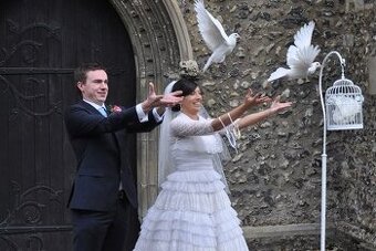 Svadobné biele holuby