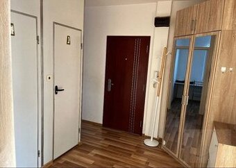 Na prenájom - dvojizbový byt v centre Nového Mesta nad Váhom