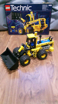 Lego technik 8459 nakladac / LKT
