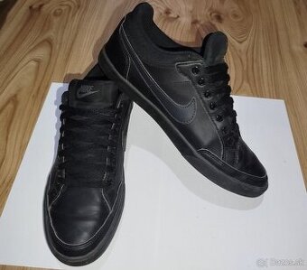 Predám čierne tenisky Nike – veľkosť 42,5 (ako nové)