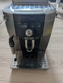 DeLonghi Magnifica S Smart