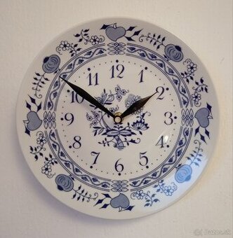 Porcelánové hodiny
