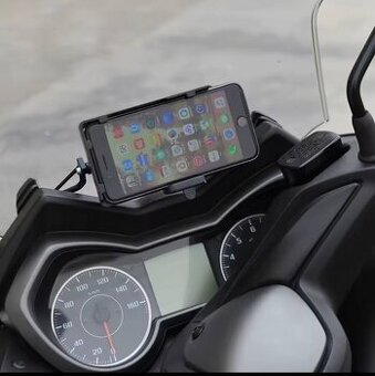 Držiak mobilu Yamaha XMAX