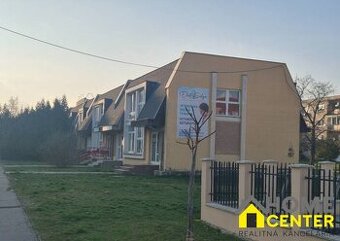 PREDAJ : POLYFUNKČNÝ DOM, KOMÁRNO