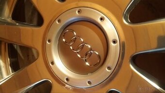 AUDI stredové krytky/puklicky Alu diskov 146mm TT/A4/A6/A8 P