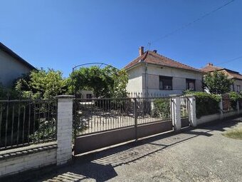 Ponúkame na predaj rodinný dom v obci Kameničná